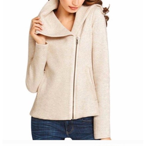 CAbi Jackets & Blazers - Cabi Ryder Quilted Moto Jacket #913 Cream XS